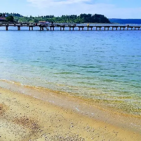 With Seaview And Garden For 6 Апартаменты Порторож