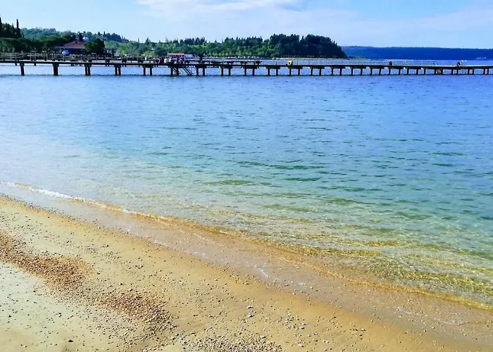 With Seaview And Garden For 6 Daire Portorož