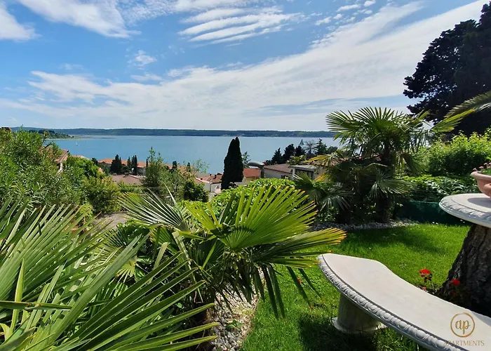 Daire With Seaview And Garden For 6 *