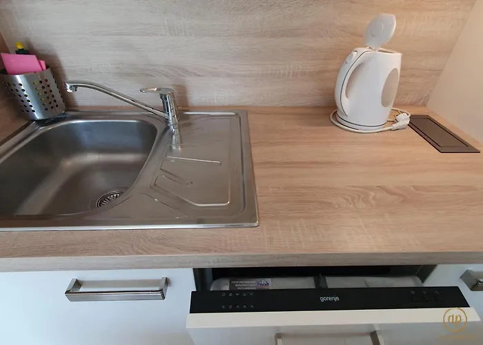 With Seaview And Garden For 6 Portorož